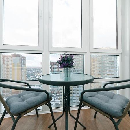 Уютные Апартаменты На Улице Русова 7 Метро 15 Минут Kiev Exterior foto
